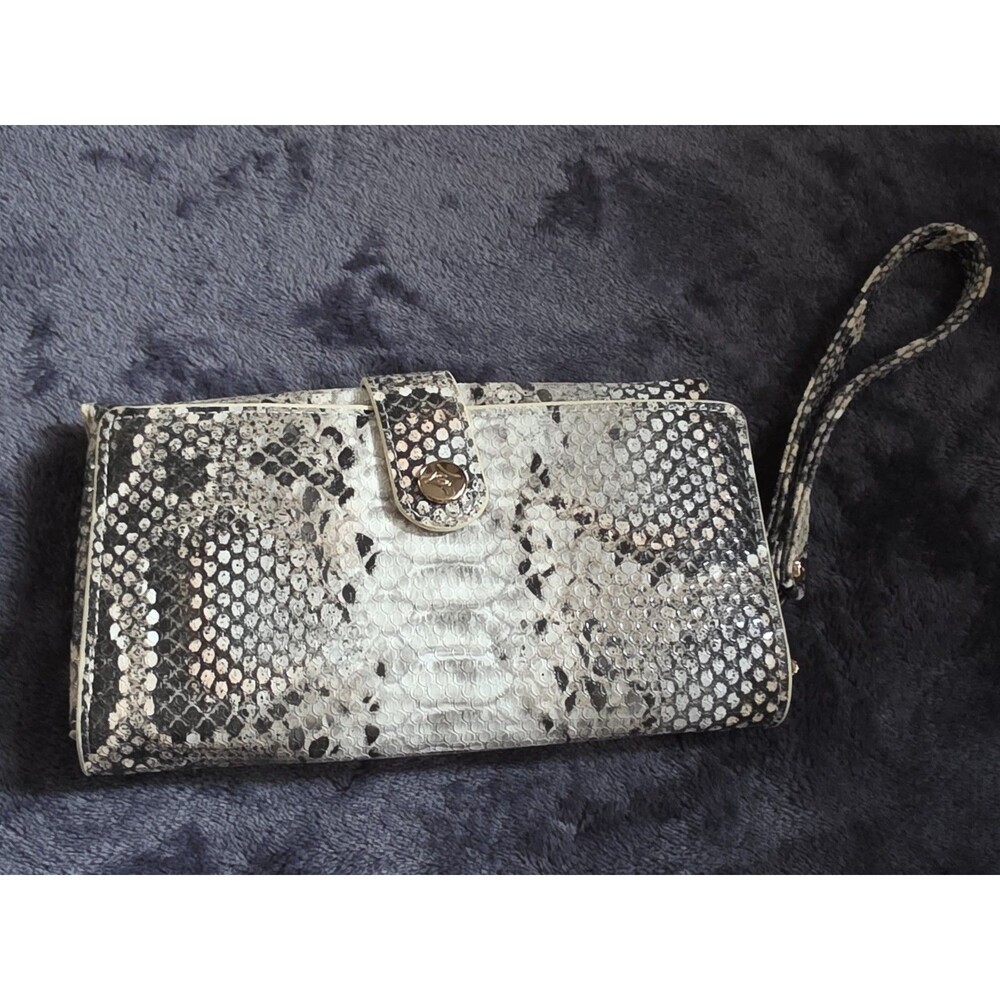 Pretty STEPHANIE JOHNSON Havana Jane SNAKE Wristlet Wallet Credit Card Case EUC
